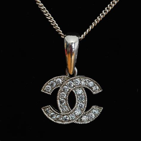 chanel necklace singapore price 2017|Chanel necklace outlet.